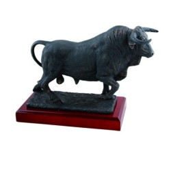 TROFEO DE TORO. 1 TAMAÑO. GRABACIÓN GRATIS