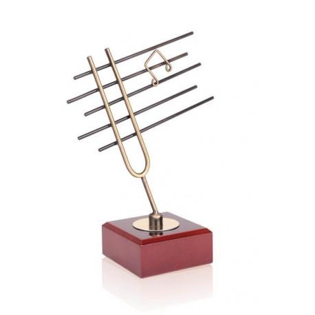 TROFEO DE MÚSICA DE LATÓN. 3 TAMAÑOS
