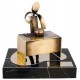 ESCULTURA TROFEO DE CARNICERO CHARCUTERO PARA REGALO