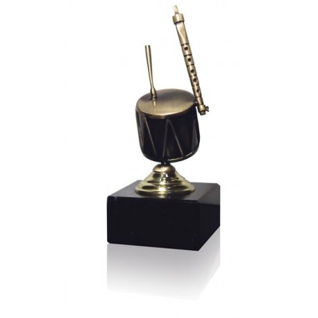 EJEMPLO TROFEO DE DISEÑO ARTESANAL PERSONALIZADO