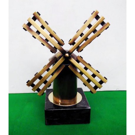 EJEMPLO TROFEO DE DISEÑO ARTESANAL PERSONALIZADO